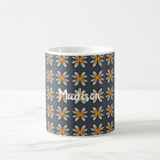 Retro bloemmotief oranje marineblauw op maat koffiemok