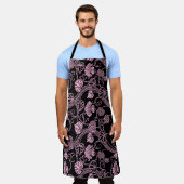 Retro bloempatroon roze op zwart schort (Gedragen)