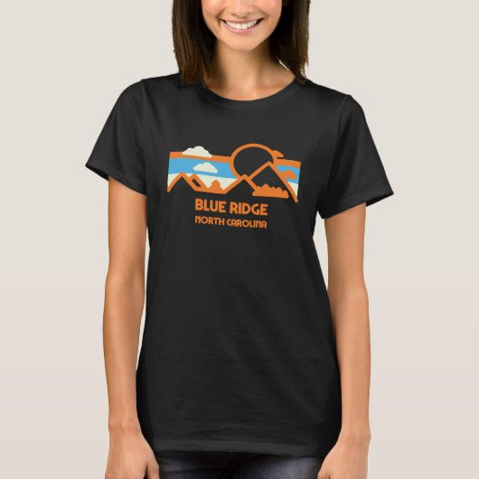 Retro Blue Ridge North Carolina Mountain Range Sun T-shirt (Voorkant)
