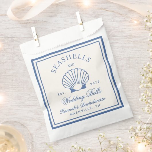 Retro Blue Seashells & Wedding Bells Bachelorette Bedankzakje (Geknipt)