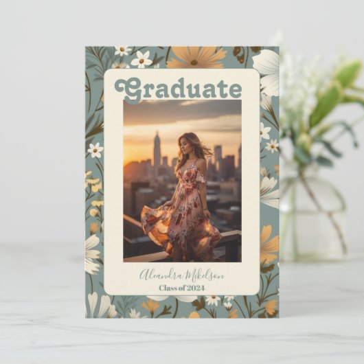 Retro Boho Afstudeeruitnodiging Kaart (Staand voorkant)