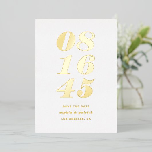 Retro Bold Italic Typography Modern Save the Date Folie Uitnodiging (Staand Voorkant)