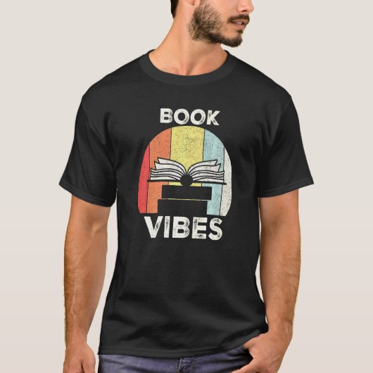 Retro Book Vibes Book Reader Book T-shirt (Voorkant)