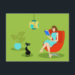 Retro Briefkaart van de Vrouw van de Lezing<br><div class="desc">Dit Retro Briefkaart van de Vrouw van de Lezing kenmerkt een jaren '60stijl, minimalistische kunst, cartoontekening van een vrouw die haar prioriteiten in orde heeft. Deze verrukkelijke boekenwurm is in verrukking gebracht in een echte pagina-keerder. De goed gevormd brunette draagt een aquakleding en rode glazen, terwijl het houden van een...</div>