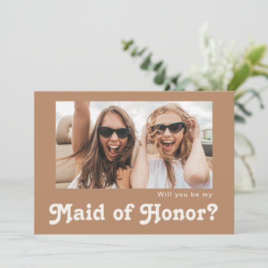 Retro Brown Foto Maid of Honor proposal Kaart (Staand voorkant)