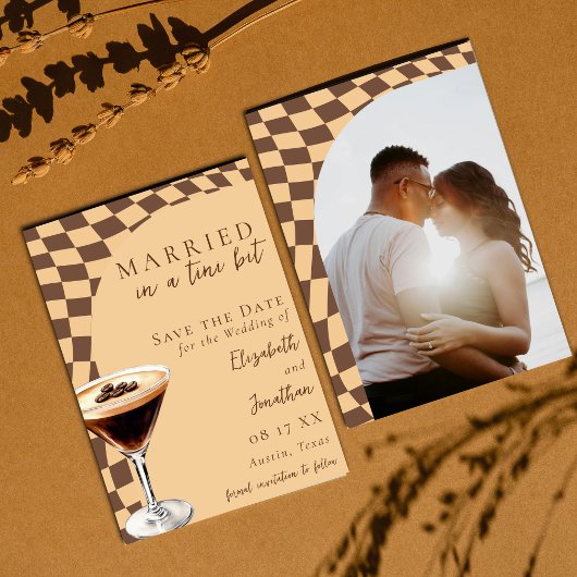 Retro Bruin Beige Espresso Martini Fotobruiloft Save The Date