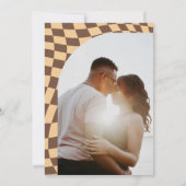 Retro Bruin Beige Espresso Martini Fotobruiloft Save The Date (Achterkant)