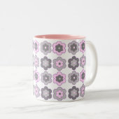 Retro Bubble Flowers (pink and gray)  Pattern Tweekleurige Koffiemok (Voorkant rechts)