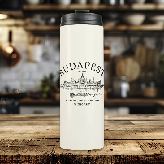 "Retro Budapest: Eternal Beauty of Hungary’s Heart Thermosbeker