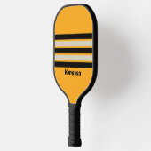 Retro Bumblebee Zoem Over Strepen met Naam Pickleball Paddle (Links)