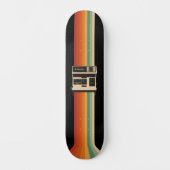 Retro camera met regenboogprint persoonlijk skateboard (Voorkant)