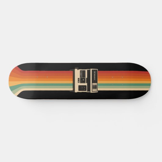 Retro Camera with Rainbow Print Persoonlijk Skateboard (Horizontaal)