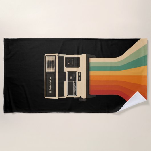 Retro Camera with Rainbow Print Strandlaken (Voorkant)