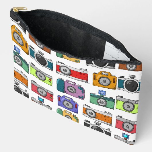 Retro Cameras Colorful Illustrated Pattern Etui (Open)