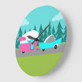 Retro-camper / aanhangwagen en wandklok van de aut (Hoek)