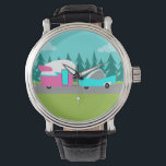 Retro Camper / Trailer en Car Watch Horloge<br><div class="desc">Deze Retro Camper / Trailer en Car Watch beschikt over een middeleeuwse, minimalistische cartoon tekening die je klaar zal maken om de open weg te nemen. Een eerbetoon aan de jaren 1950, dit ontwerp is voorzien van een turquoise auto met witte top, trekken een kitschy reisaanhanger naar de eindbestemming. De...</div>