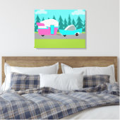 Retro Camper / Trailer Uitgerekte Canvas Print (Insitu (Slaapkamer))