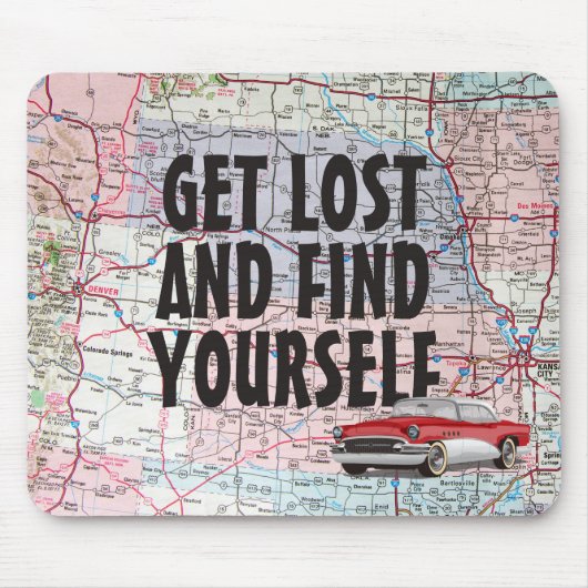 Retro Car on Road Map Muismat (Voorkant)