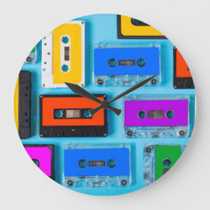 Retro Cassette: Blauw Achtergrond Collectie Grote Klok