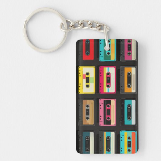 Retro Cassette Tape Pattern – Vintage Music Sleutelhanger (Voorkant)
