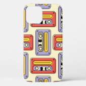 Retro cassette tapes: naadloos patroon. Case-Mate iPhone case (Achterkant)