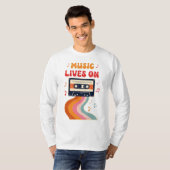 Retro Cassettebandje Shirt – Muziek leeft op Vinta (Voorkant volledig)