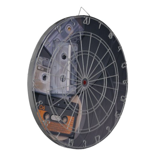 Retro-Cassettebandjes en vinylrecords van 80 Dartbord (Voorkant Links)