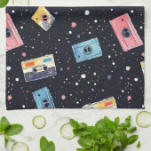 Retro Cassettebandjes in de kosmische ruimte Theedoek (Gevouwen)