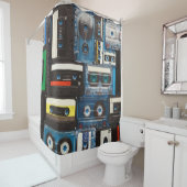 Retro Cassettes: Blauwe achtergrond . Douchegordijn (In situ)