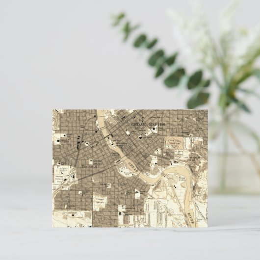 Retro Cedar Rapids Iowa Briefkaart (Staand voorkant)