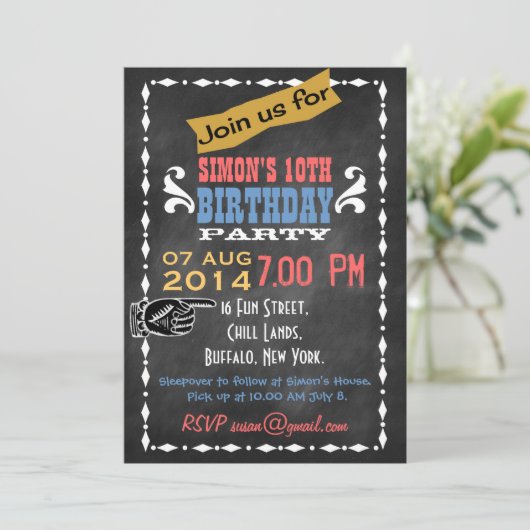 Retro Chalkboard kinderen Birthday Party Kaart (Staand voorkant)