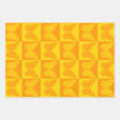 Retro Checkerboard Butterfly Pattern Yellow Oranje Inpakpapier Vel (Voorkant)