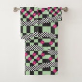 Retro Checkerboard Design met bloemen Bad Handdoek (Insitu)