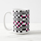 Retro Checkerboard Design met bloemen Koffiemok (Links)