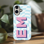 Retro Checkerboard esthetisch monogram iPhone 16 Hoesje<br><div class="desc">Verbeter uw iPhone 16 Pro Max met dit gedurfde, gepersonaliseerde hoesje met een trendy dambordpatroon. Met de mogelijkheid om twee initialen toe te voegen - uw voor- en achternaam - is het ontworpen om uw apparaat een persoonlijk tintje te geven terwijl u een sterke stijlverklaring aflegt. Het dambordontwerp geeft een...</div>