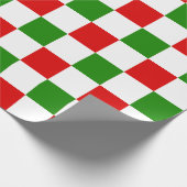 Retro Checkerboard Red en Green Kerstmis Cadeaupapier (Hoek)