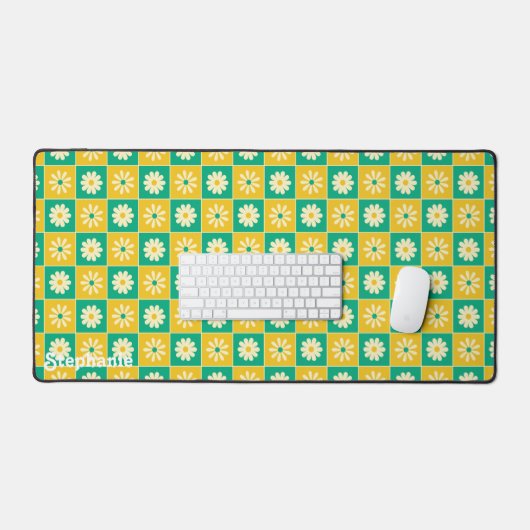 Retro Checkered Daisies Geel Groen Script Naam Bureaumat (Keyboard & Muis)