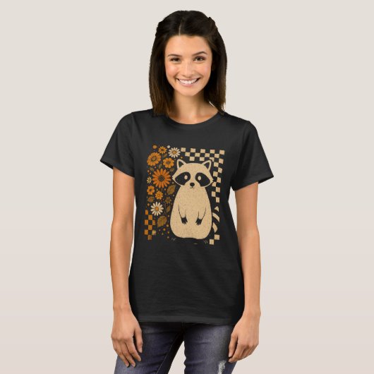 Retro Checkered Halloween Raccoon T-shirt (Voorkant volledig)