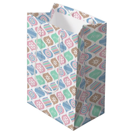 Retro Cheer (Zachte Noel) Medium Cadeauzakje (Voorkant Gekanteld)