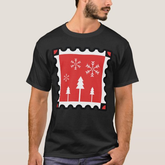 Retro Christmas Forest Red Winter Pines & Snowfl T-shirt (Voorkant)