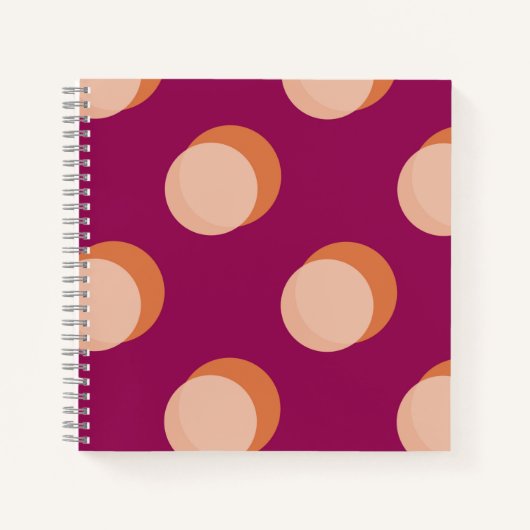 Retro Circles and Shadows Bold Pattern Purple Notitieboek (Voorkant)