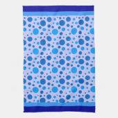 Retro Cirkels en Polka Dots in Blues op Blauw Theedoek (Verticaal)
