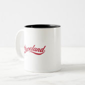 Retro Cleveland Tweekleurige Koffiemok (Voorkant links)