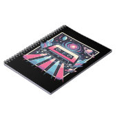 Retro Cosmic Mixtape – Synthwave cassette in de ru Notitieboek (Linkerzijde)