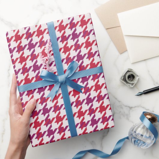 Retro crimson red paars houndstooth plaid cadeaupapier (Geschenken)