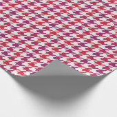Retro crimson red paars houndstooth plaid cadeaupapier (Hoek)