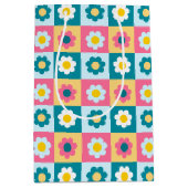 Retro Cute colorful Pastel Flowers Pattern  Medium Cadeauzakje (Voorkant)