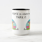 Retro Cute Happy Camper Tweekleurige Koffiemok (Center)