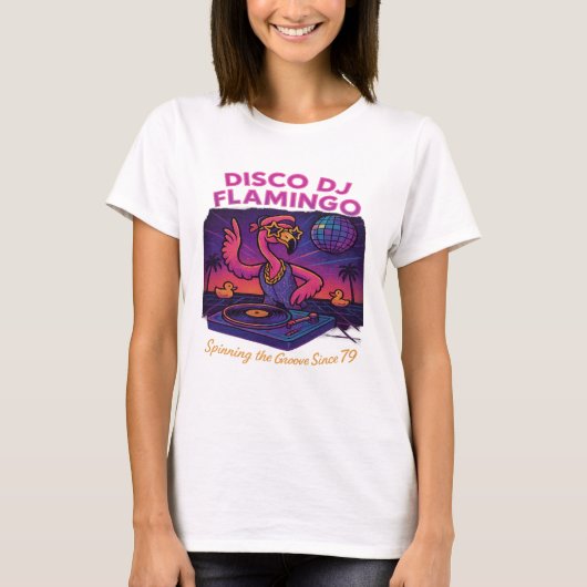 Retro Cyberpunk Giraffe – Neon Street Samurai Vibe T-shirt (Voorkant)