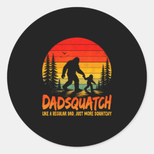 Retro dadsquatch als een gewone papa bigfoot papa ronde sticker
